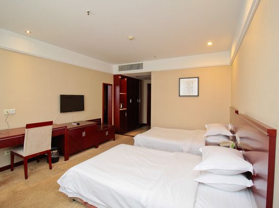 以上广东的十大酒店家具品牌机构在产品品质、设计能力、生产效率和售后服务等方面都具有各自的优势